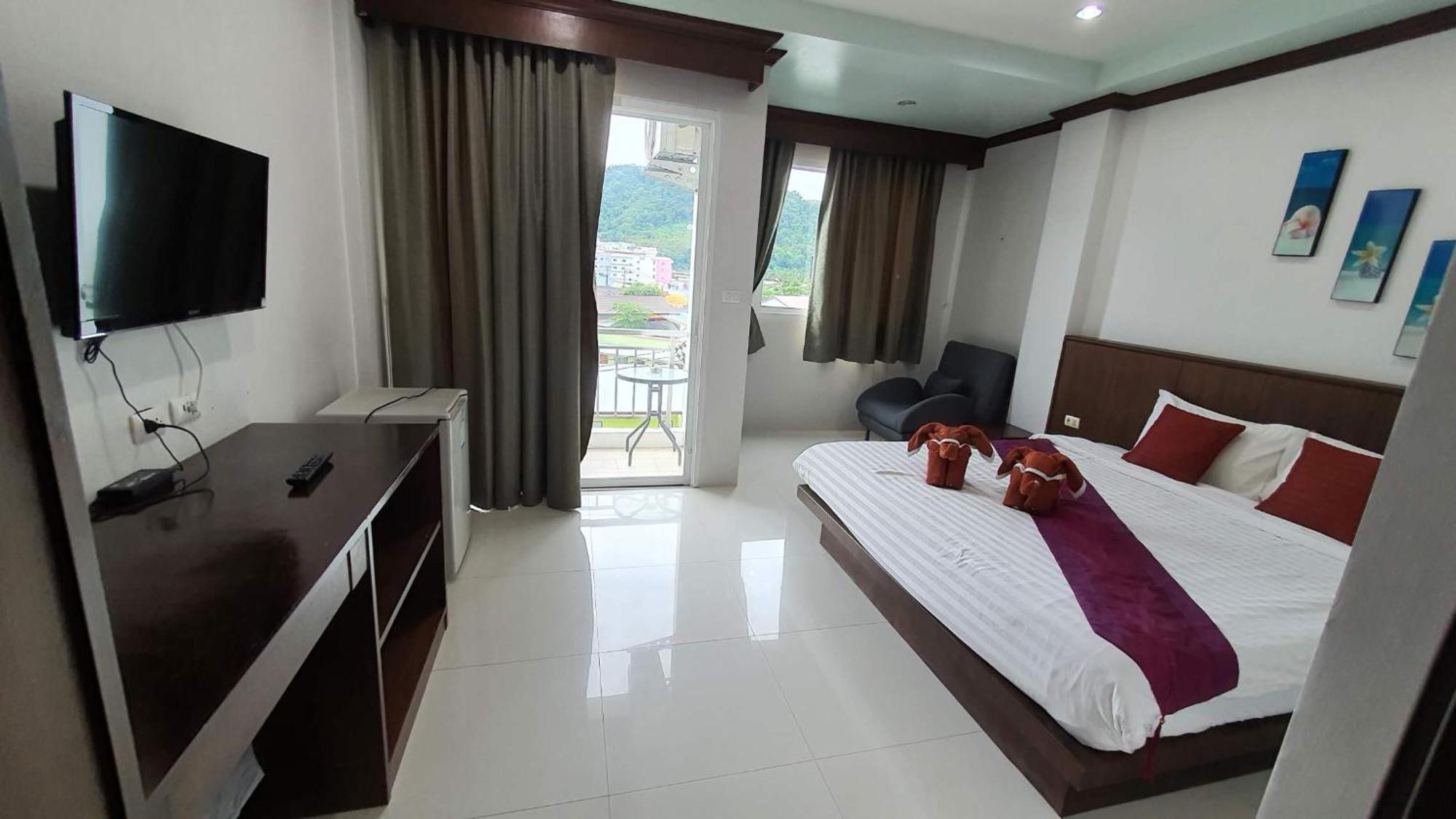 水果天堂旅馆 Hotel Patong Buitenkant foto